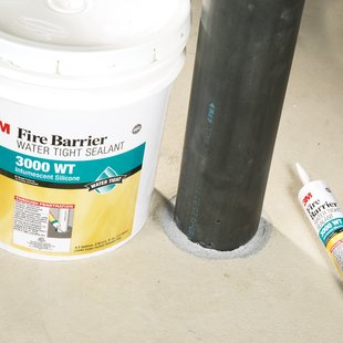3M™ Fire Barrier Water Tight Sealant 3000 WT pipe application
